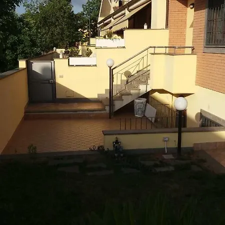 Villino Anna Lariano